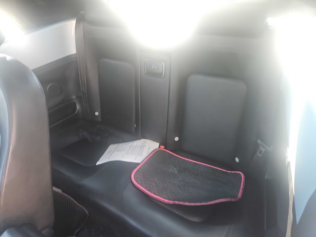 2010 Volkswagen Beetle Image 20