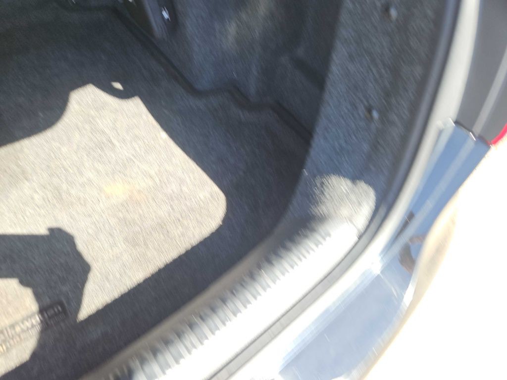 2014 Volkswagen Jetta Image 31