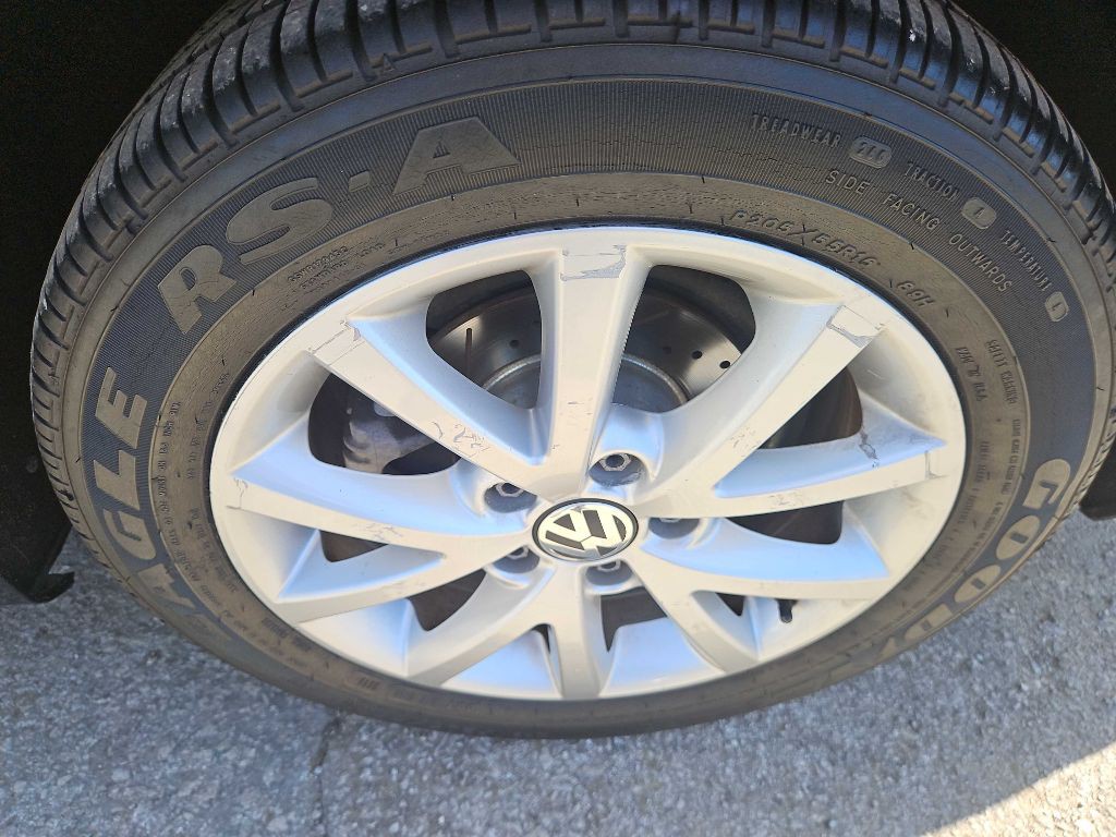 2014 Volkswagen Jetta Image 38