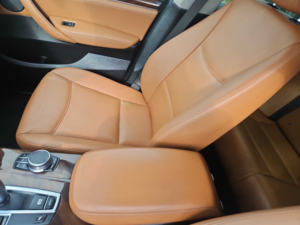 2017 BMW X3 Image 22