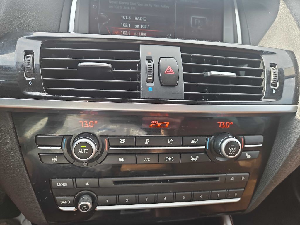 2017 BMW X3 Image 26