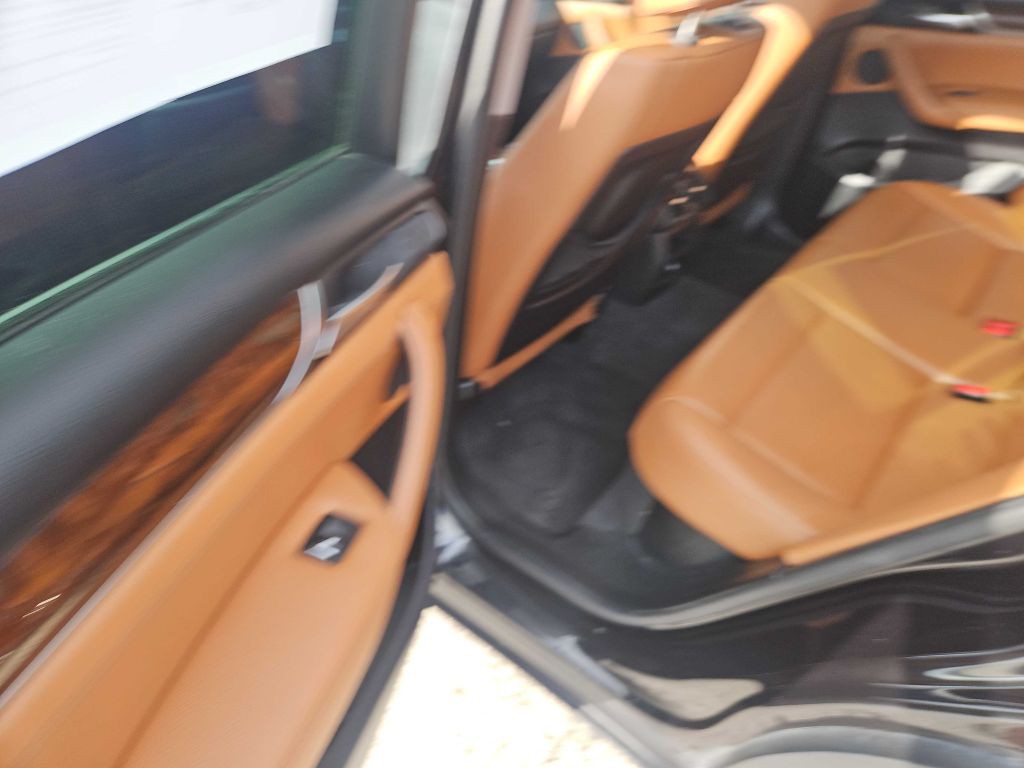 2017 BMW X3 Image 33
