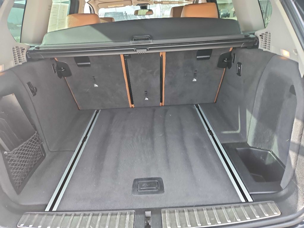 2017 BMW X3 Image 36