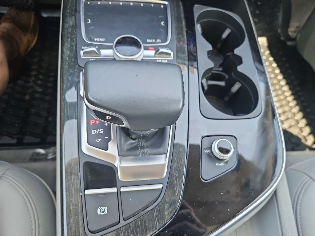 2017 Audi Q7 Image 20