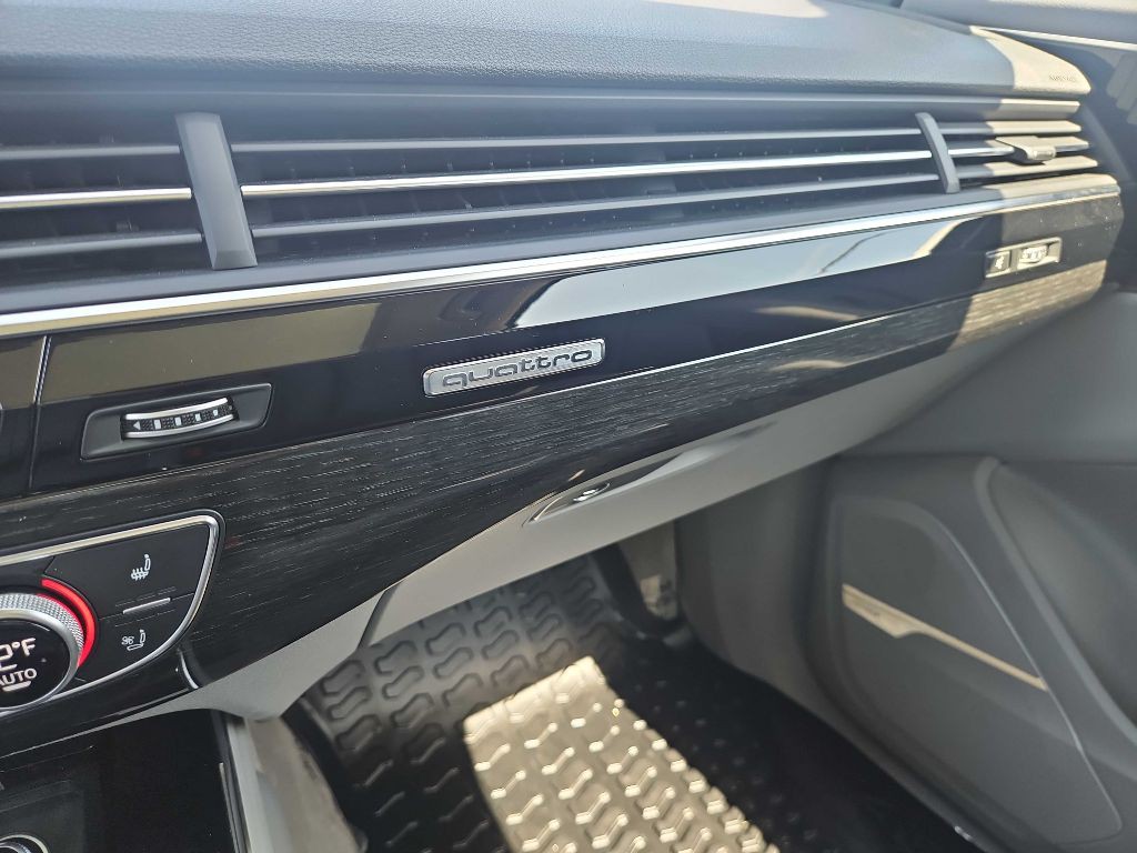 2017 Audi Q7 Image 21