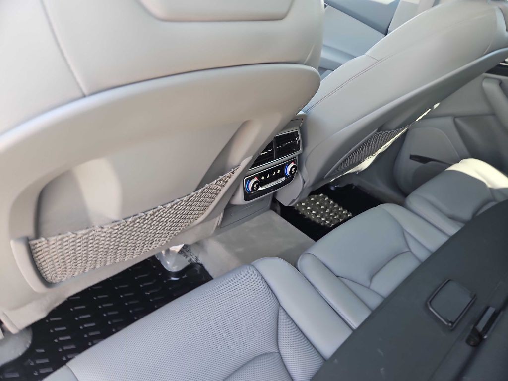 2017 Audi Q7 Image 27