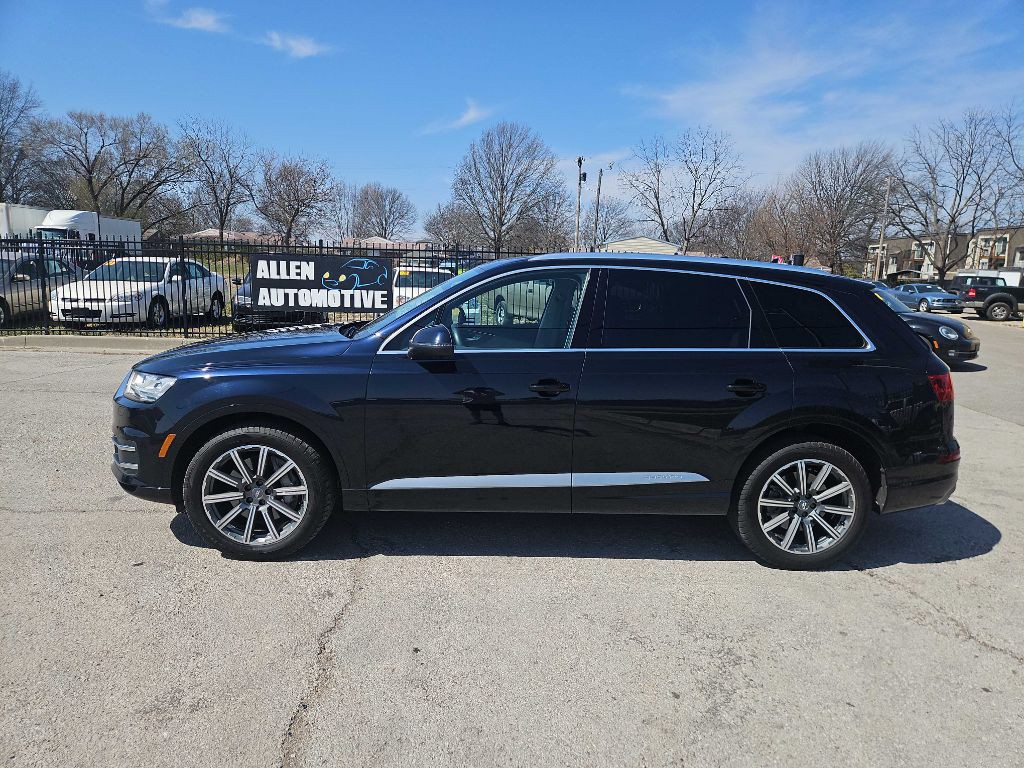 2017 Audi Q7 Image 2