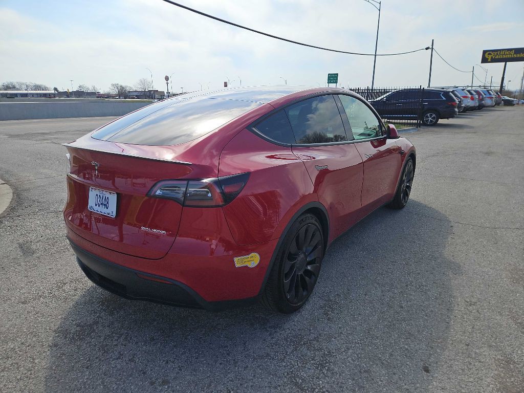 2022 Tesla Model Y Image 2