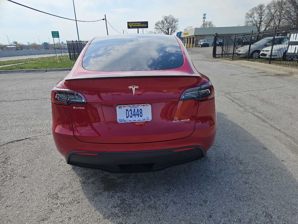 2022 Tesla Model Y Image 5