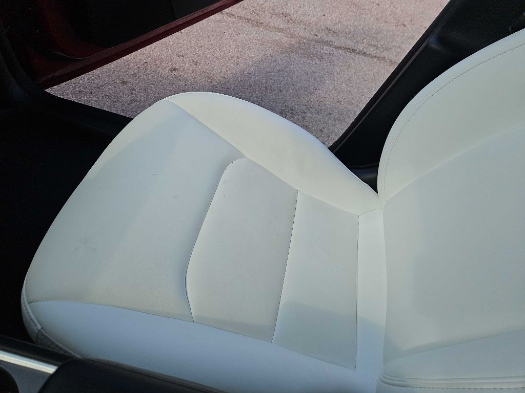 2022 Tesla Model Y Image 13