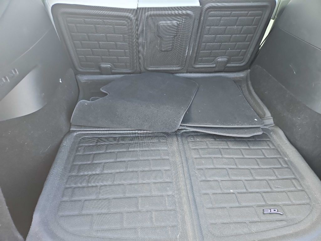 2022 Tesla Model Y Image 24