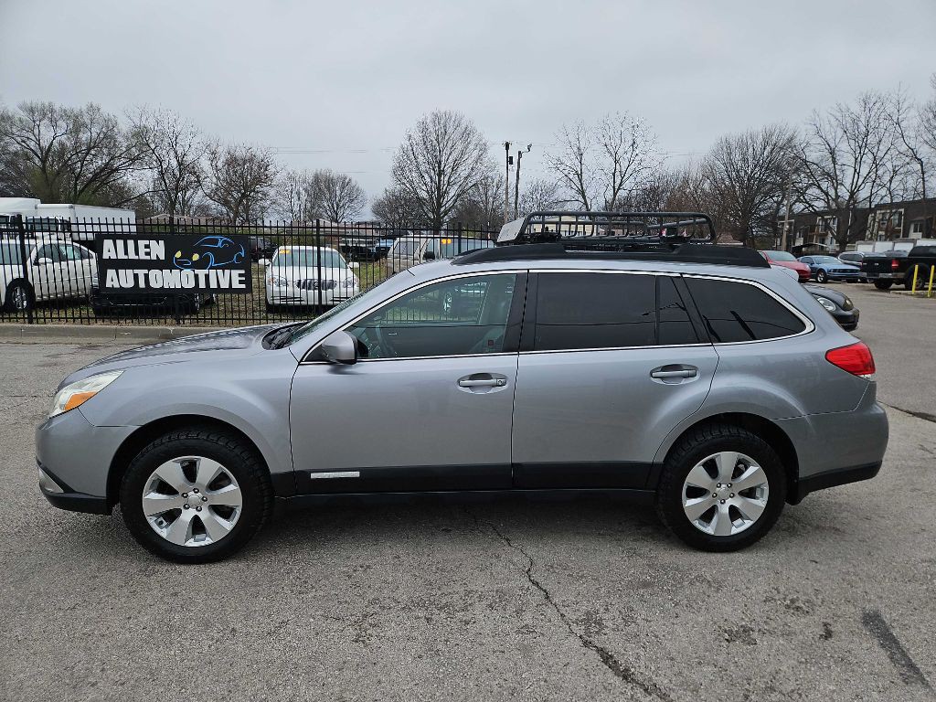 2011 Subaru Outback Image 5