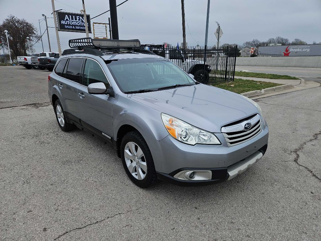 2011 Subaru Outback Image 7