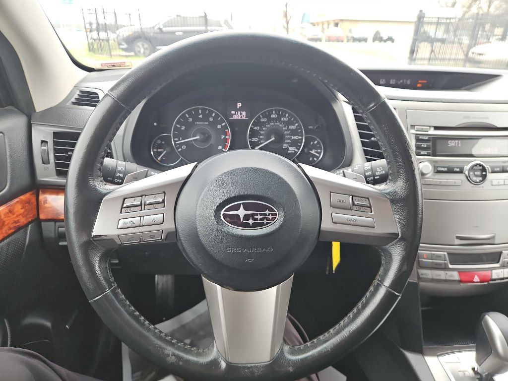 2011 Subaru Outback Image 15