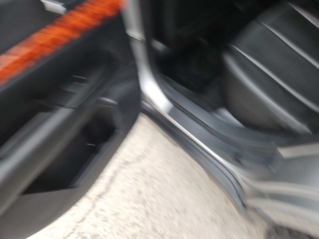 2011 Subaru Outback Image 26