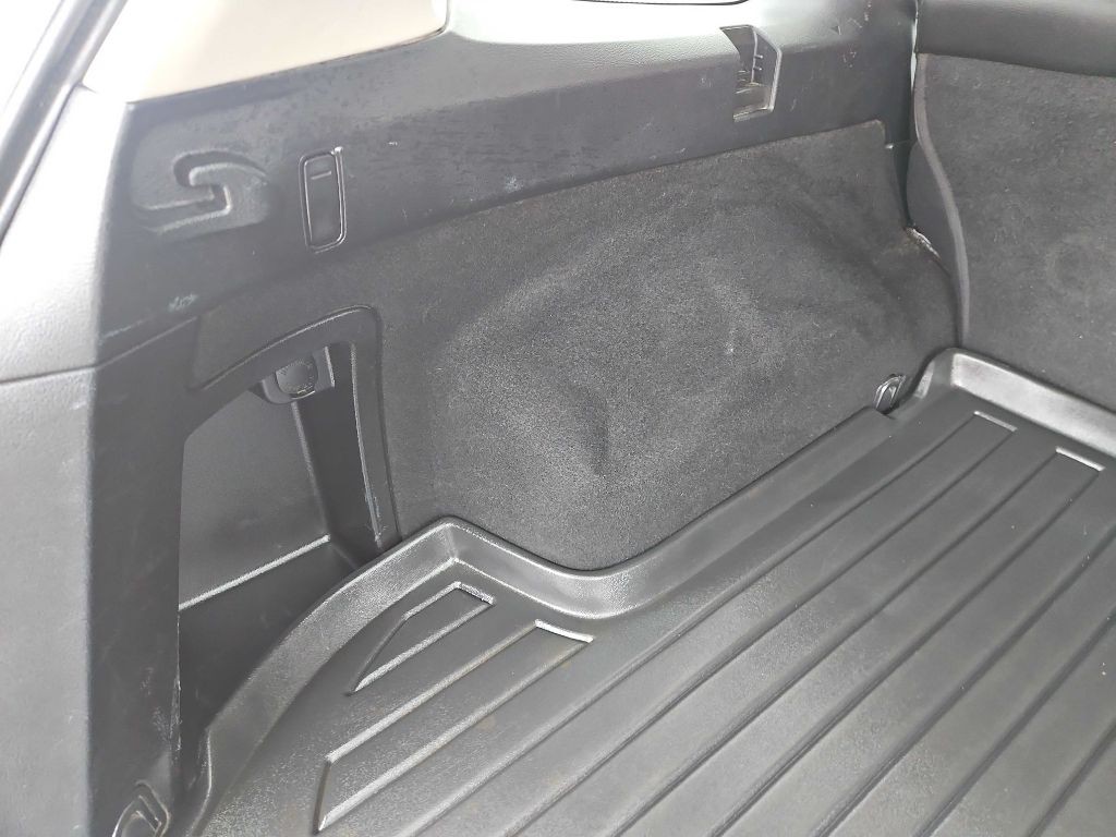 2011 Subaru Outback Image 31