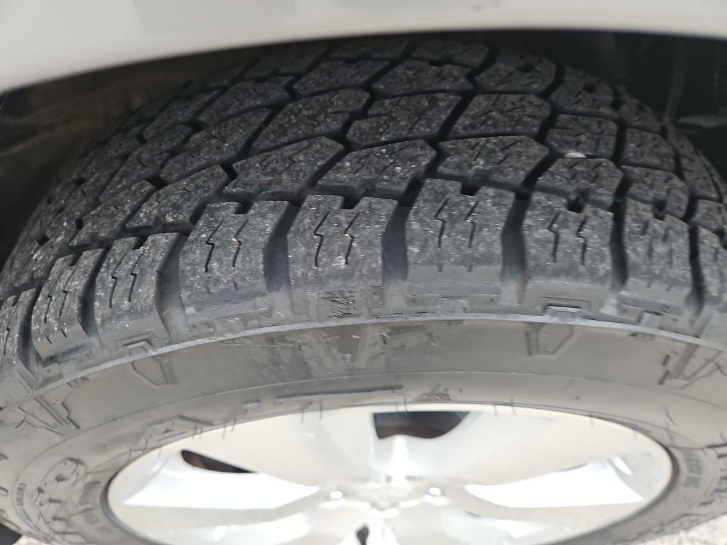 2011 Subaru Outback Image 36