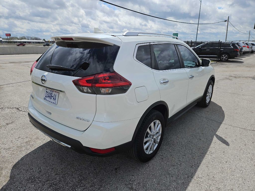 2018 Nissan Rogue Image 5