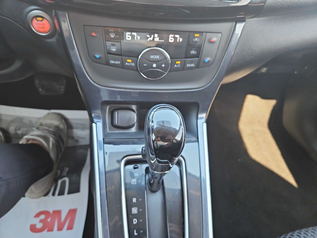 2018 Nissan Sentra Image 16