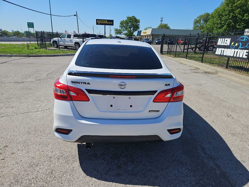 2018 Nissan Sentra Image 2
