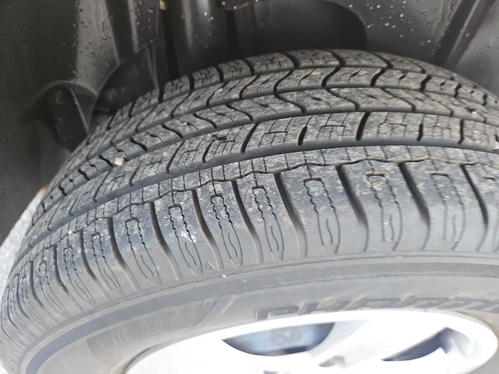 2006 Chevrolet Equinox Image 32