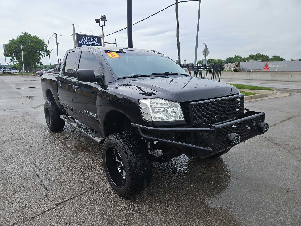 2013 Nissan Titan Image 8