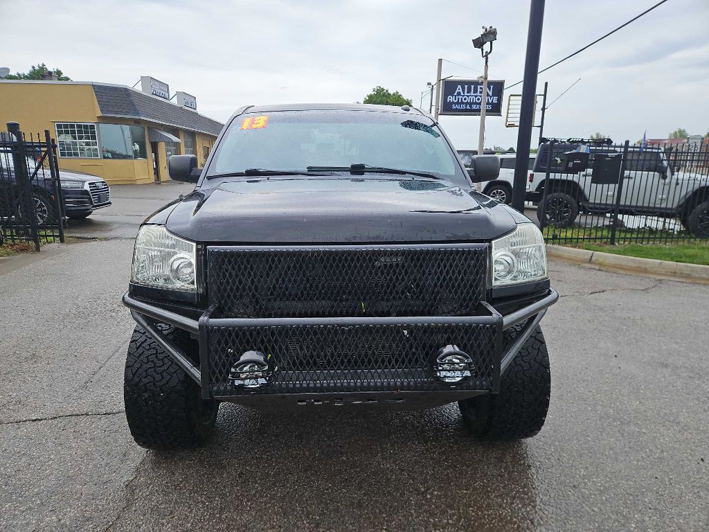 2013 Nissan Titan Image 9