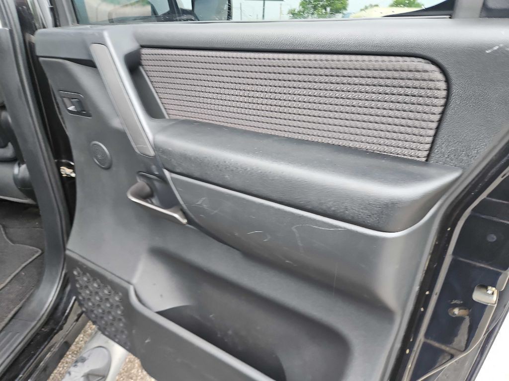 2013 Nissan Titan Image 29