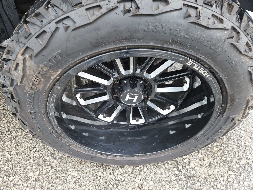 2013 Nissan Titan Image 37