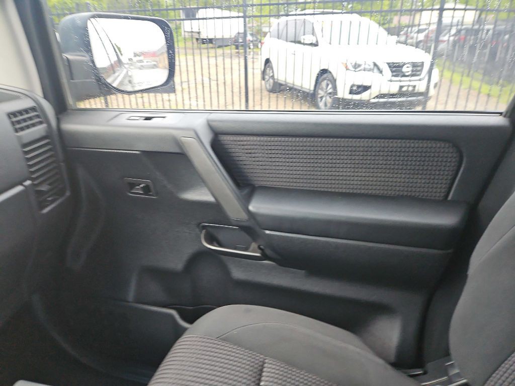 2013 Nissan Titan Image 47