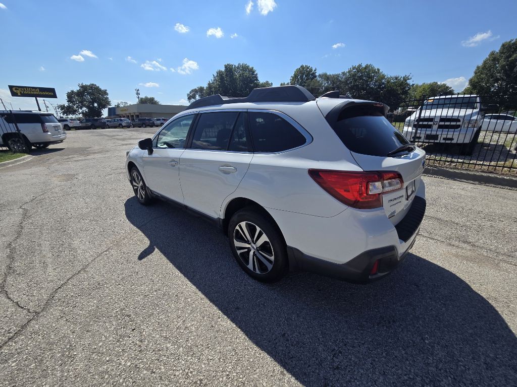 2018 Subaru Outback Image 3