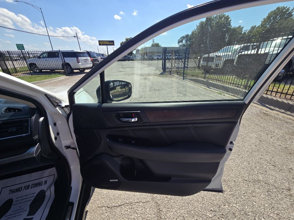 2018 Subaru Outback Image 18