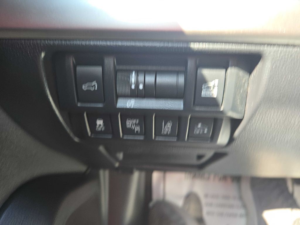 2018 Subaru Outback Image 38