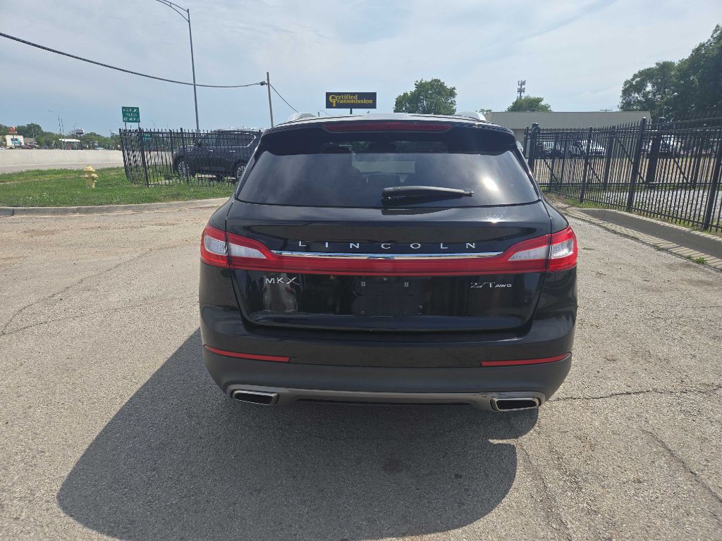 2018 Lincoln MKX Image 3