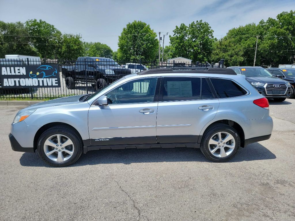 2013 Subaru Outback Image 4