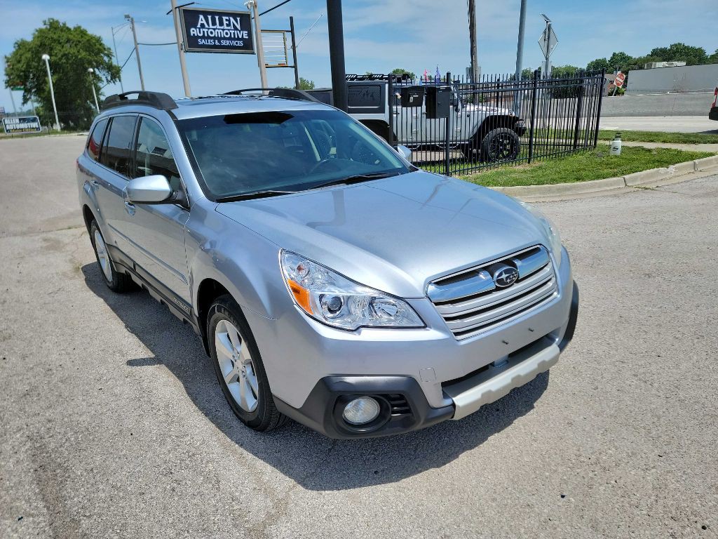 2013 Subaru Outback Image 7