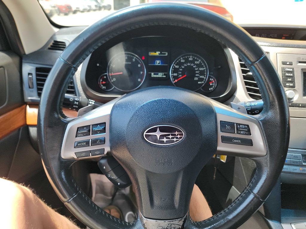 2013 Subaru Outback Image 15