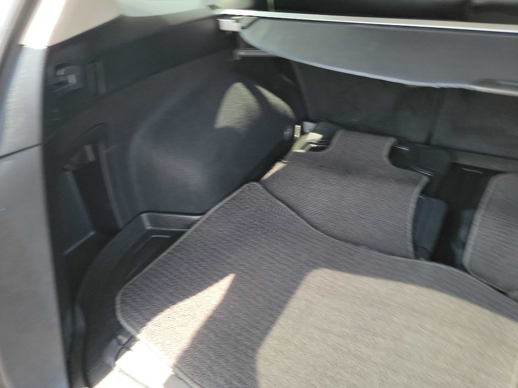 2013 Subaru Outback Image 27