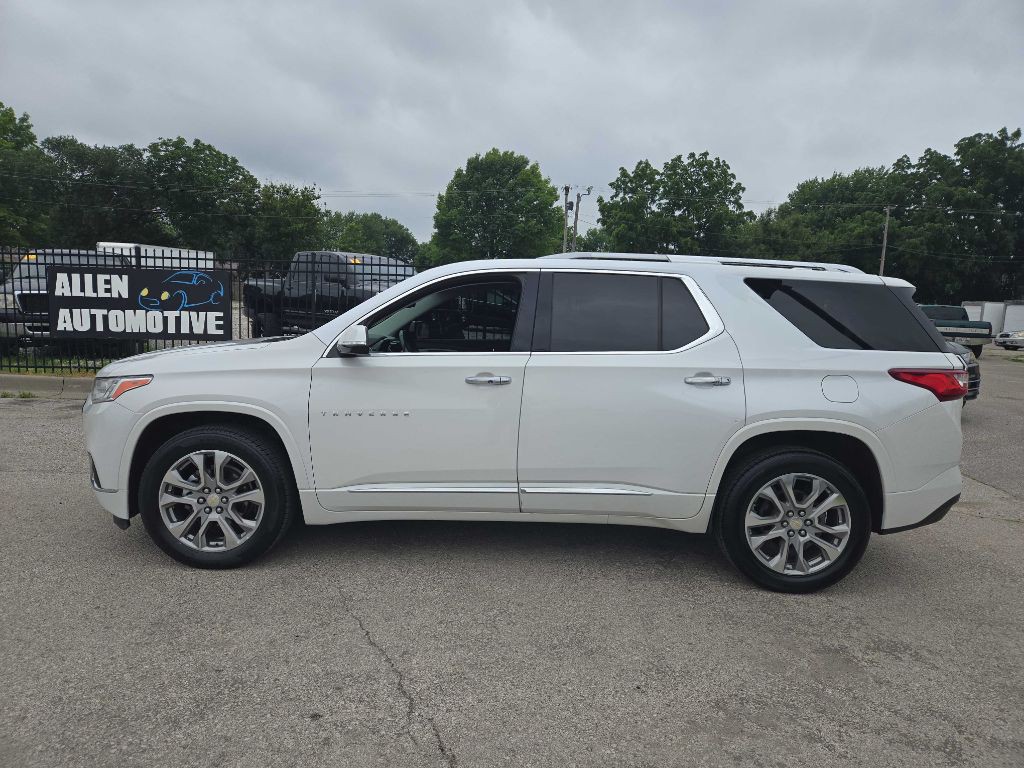 2018 Chevrolet Traverse Image 3