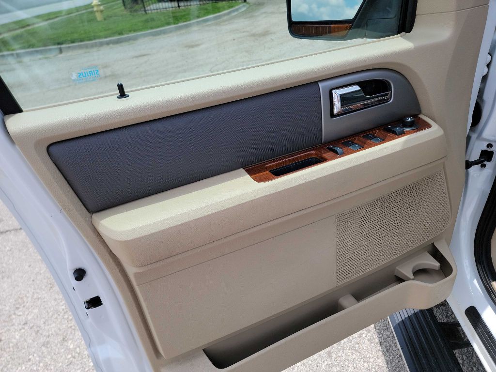 2009 Ford Expedition Image 9