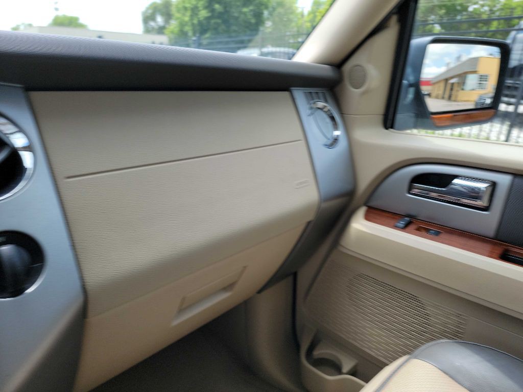 2009 Ford Expedition Image 17
