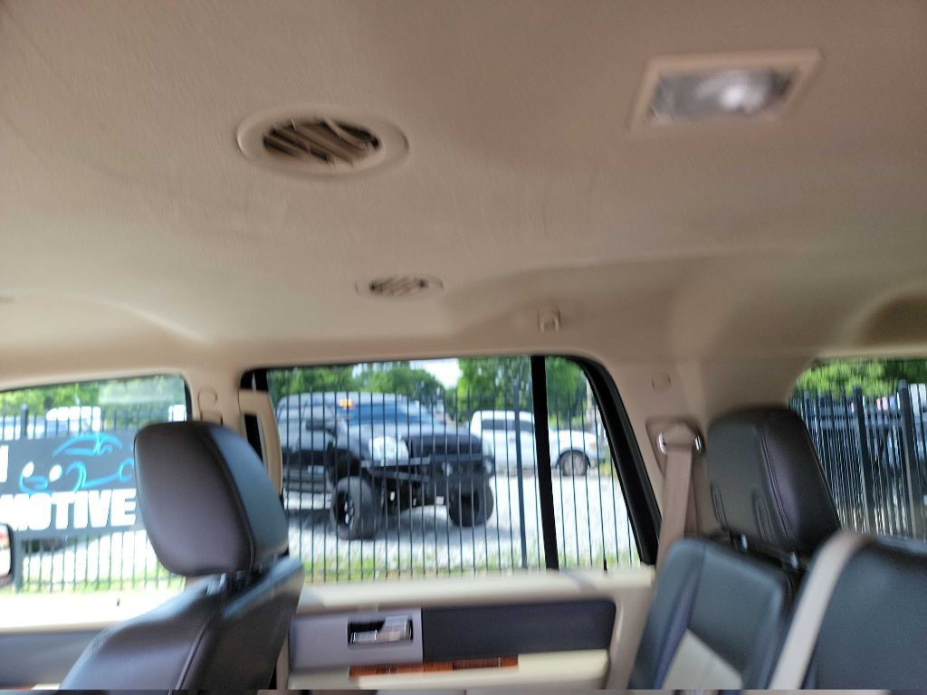 2009 Ford Expedition Image 25
