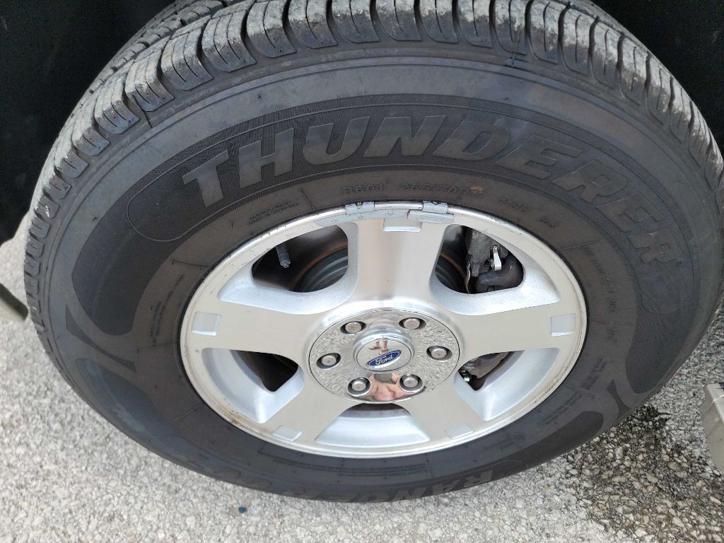 2009 Ford Expedition Image 32