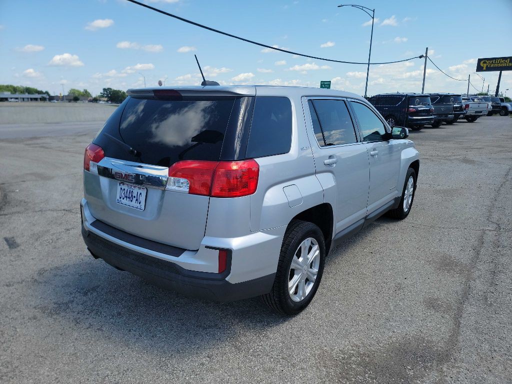 2017 GMC Terrain Image 5