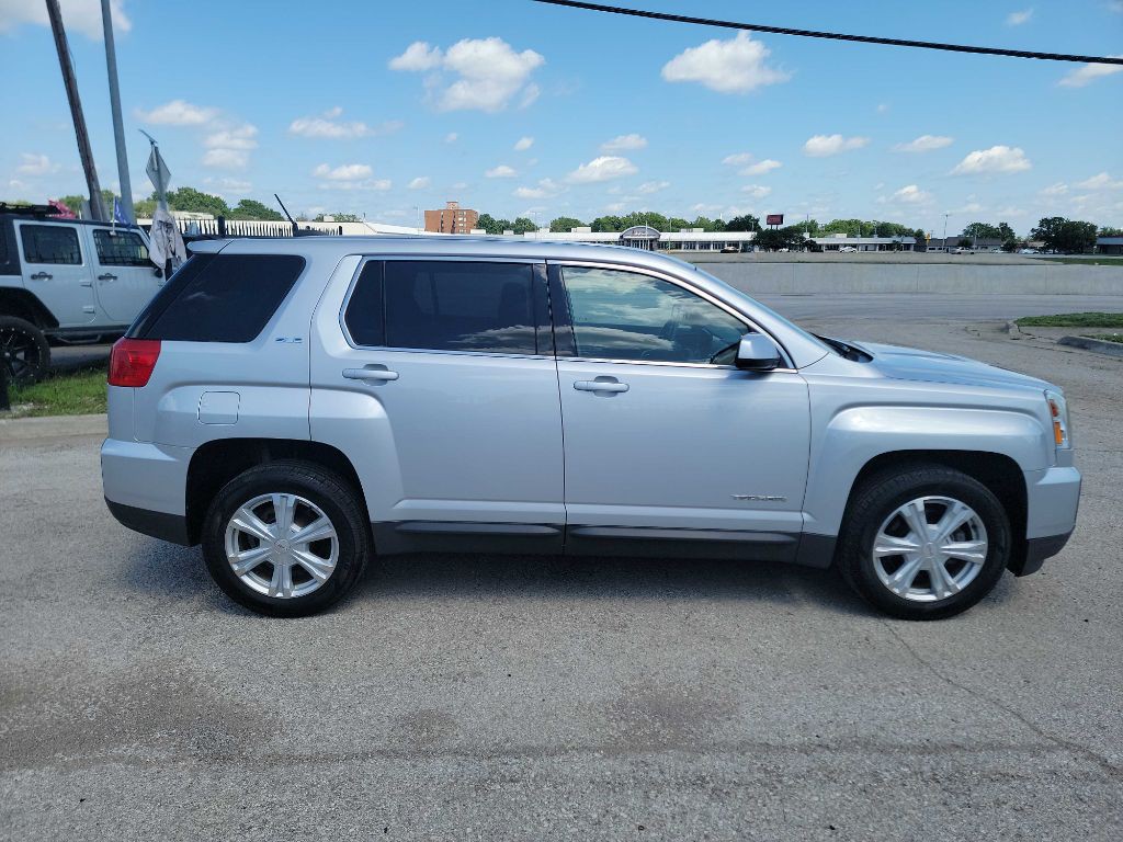 2017 GMC Terrain Image 6