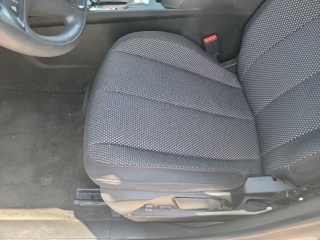 2017 GMC Terrain Image 11