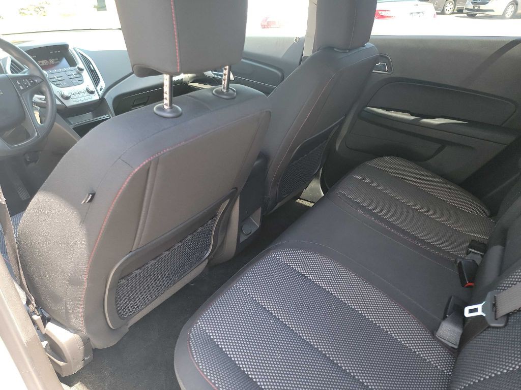 2017 GMC Terrain Image 26