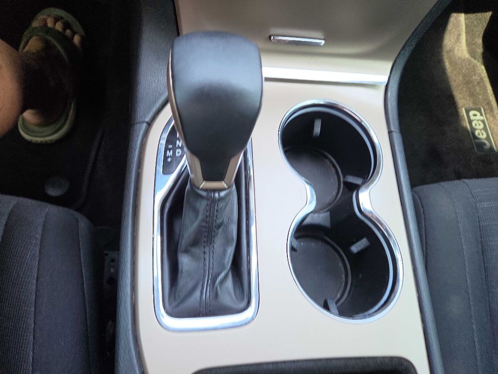 2016 Jeep Grand Cherokee Image 18