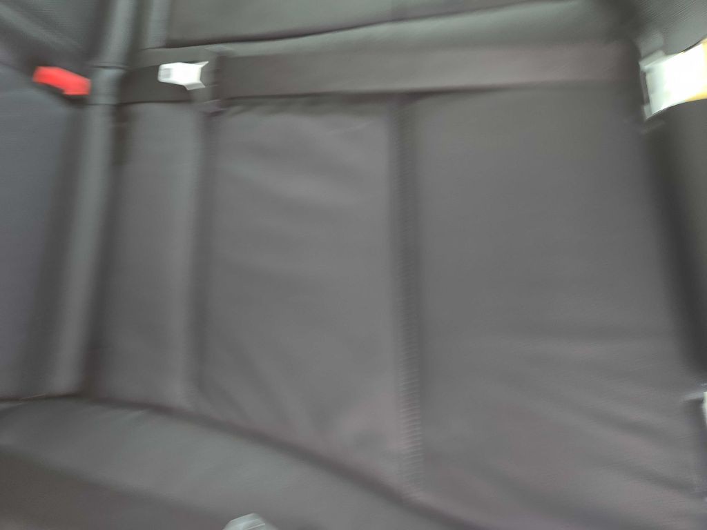 2005 BMW X5 Image 17
