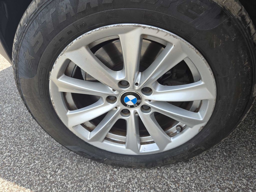 2005 BMW X5 Image 32